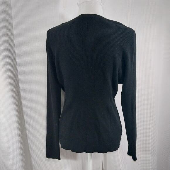 WHITE HOUSE BLACK MARKET! BLACK RIBBED KNIT, WHITE TRIM, POCKETED SWEATER! SZ L - Picture 5 of 9